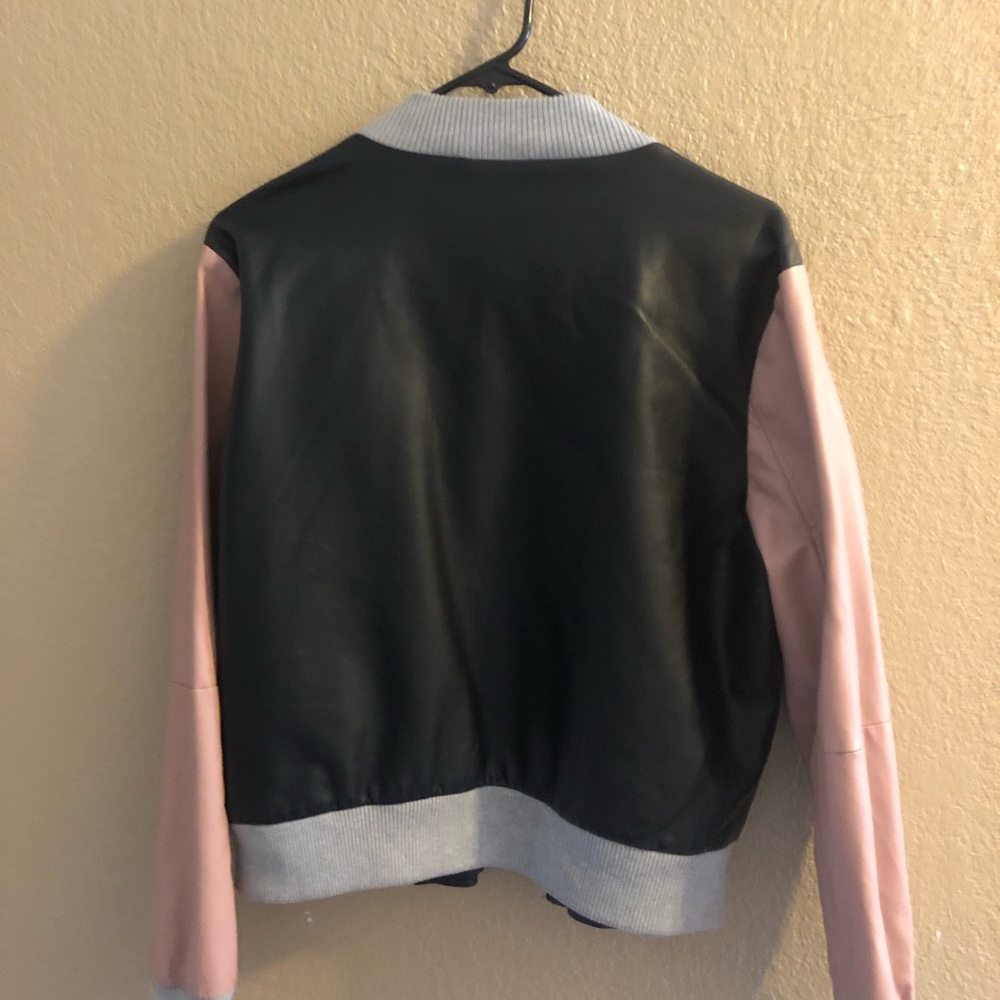 Women’s leather jackets